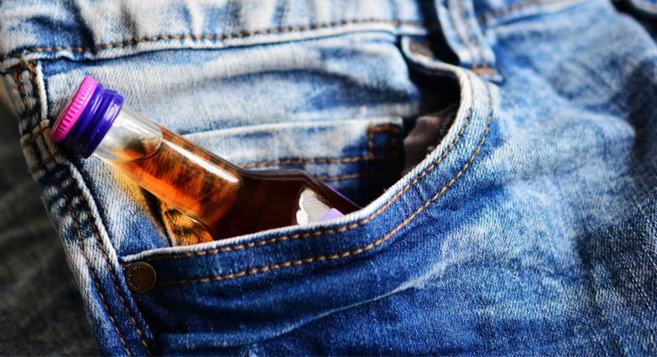 Deux clients ont été contrôlés en possession de bouteilles d’alcool à la sortie d’épiceries de nuit (Illustration @ Pixabay)