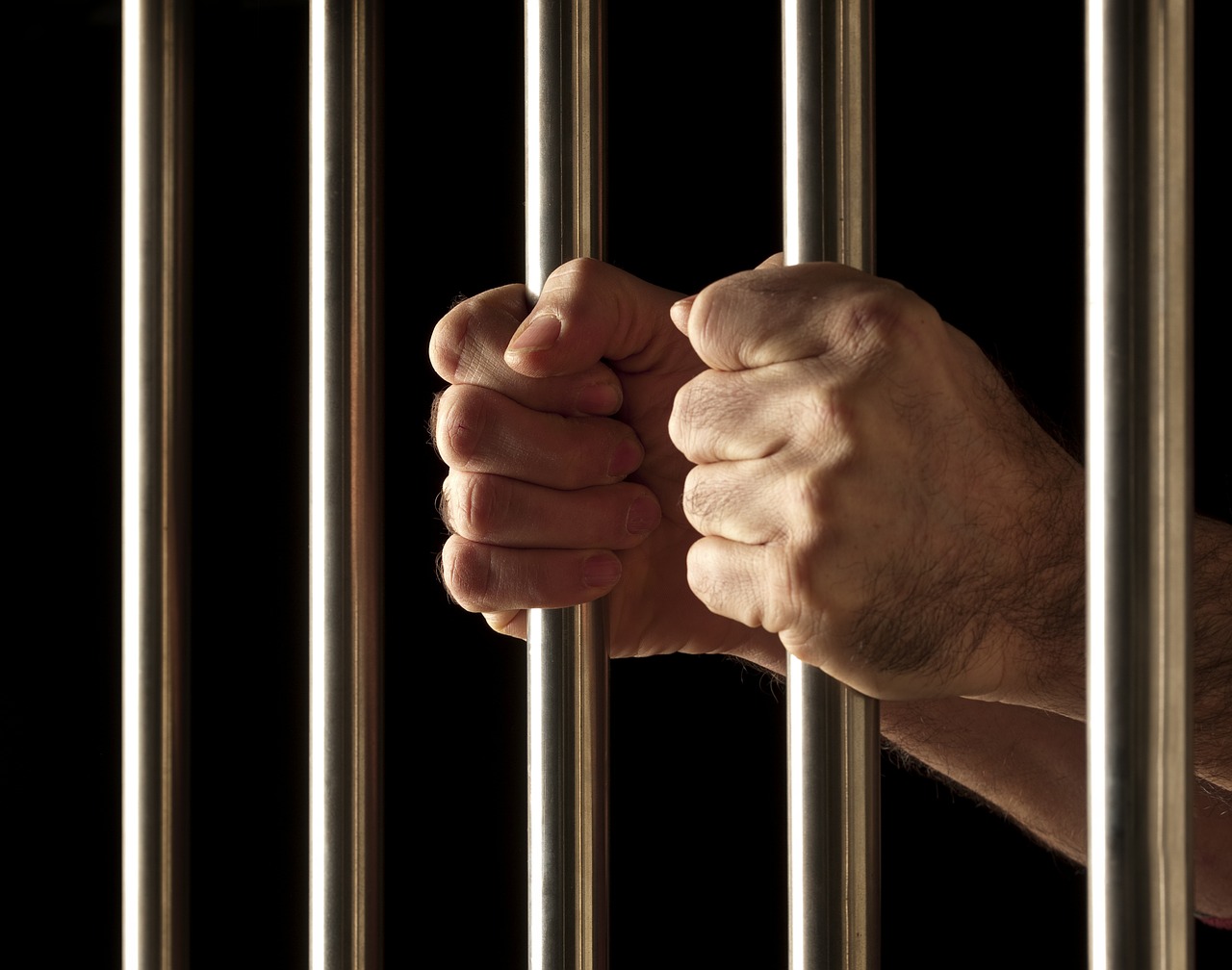 Condamné à 6 mois de prison ferme, le quinquagénaire a été écroué à la maison d'arrêt d'Evreux - Illustration © Pixabay