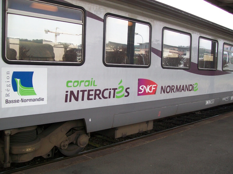 Le trafic des trains interrompu vers Paris en Seine-Maritime : une caténaire endommagée à Malaunay