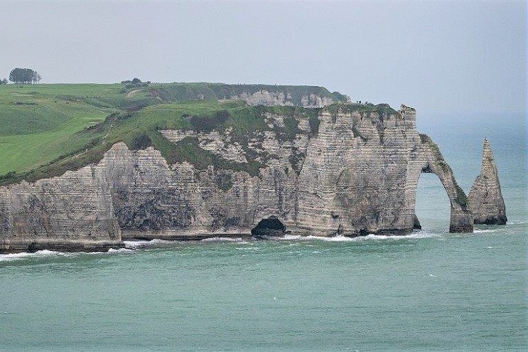 Le Trou à l'Homme, un lieu tristement célèbre pour ses promeneurs isolés par la marée - Illustration © Prémar