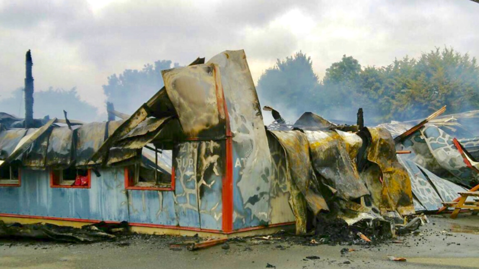 Le feu ravage l'atelier de production de la société Alma Mater à Bernay