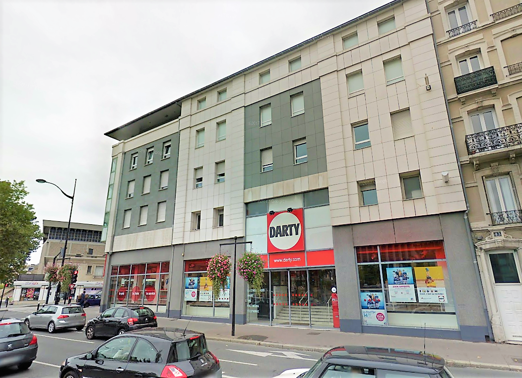Les 25 appartements situés au dessus du magasin ont été évacués en raison des risques de propagation - Illustration @ Google Maps