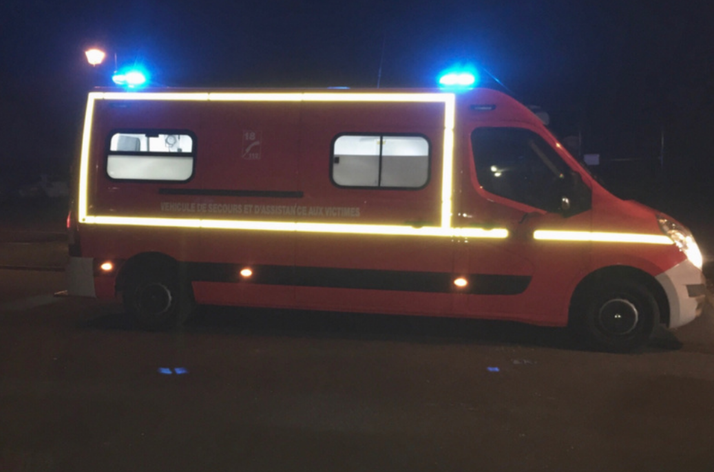 Le passager du scooter est décédé, le pilote a été transporté blessé à l'hôpital des Feugrais par les sapeurs-pompiers - Illustration © infonormandie