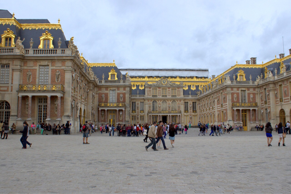 Place d’Arme, château de Versailles @ Pixabay