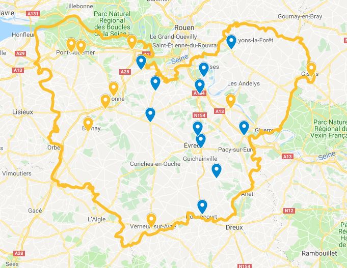 Carte des rassemblements et barrages filtrants publiée ce matin par la préfecture de l'Eure. En bleu, les rassemblements aux abords de la voie publique; en orange les barrages filtrants