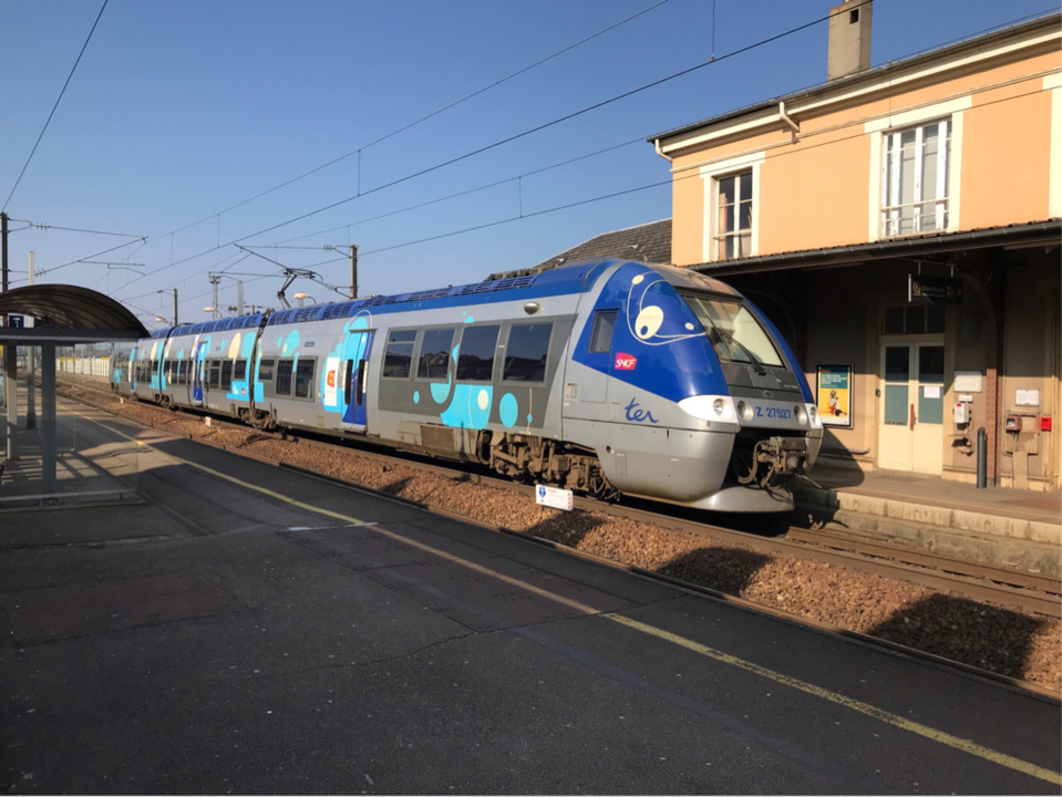 Circulation Des Trains Perturbee Ce Matin Entre Paris Saint Lazare Et La Normandie