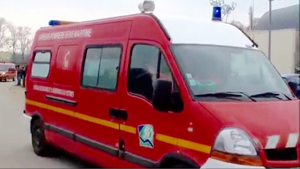 Le sexagénaire a été conduit par les pompiers au CHU de Rouen - illustration