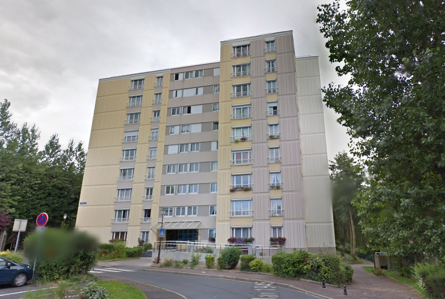 La victime est décédée après une chute du 8ème étage de cet immeuble - Illustration © Google Maps