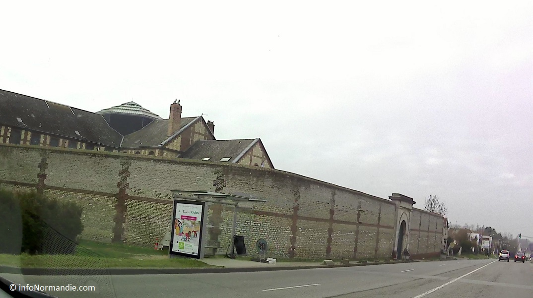 L'homme, originaire de Pont-Audemer, venait d'être libéré de la maison d'arrêt d'Evreux, lorsqu'il a été abattu - Illustration © infonormandie