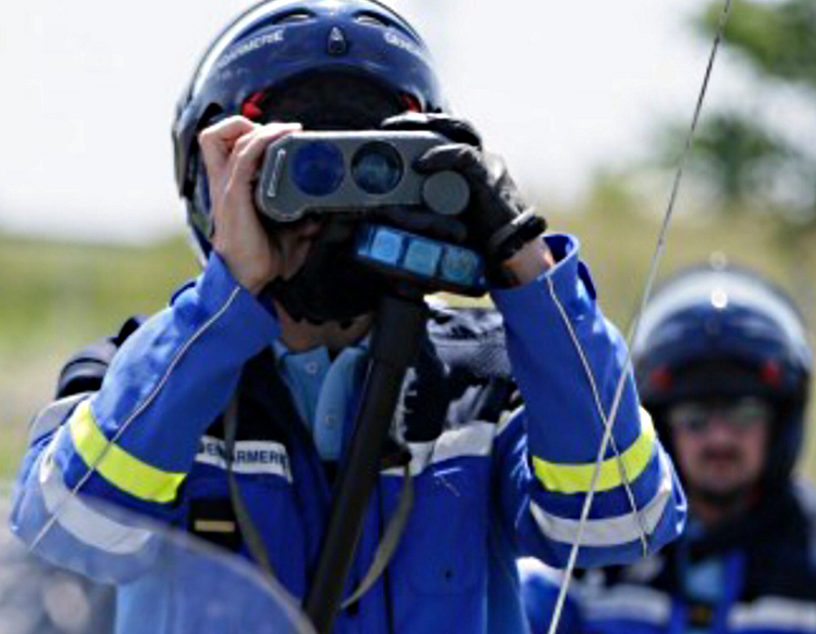 Les gendarmes de l'EDSR ont fait d'une pierre deux coups - illustration
