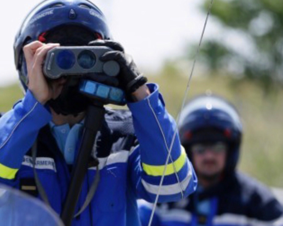 Les motareds de l'EDSR de l'Eure étaient omniprésents samedi sur les routes de l'Eure pour les départs en vacances - illustration
