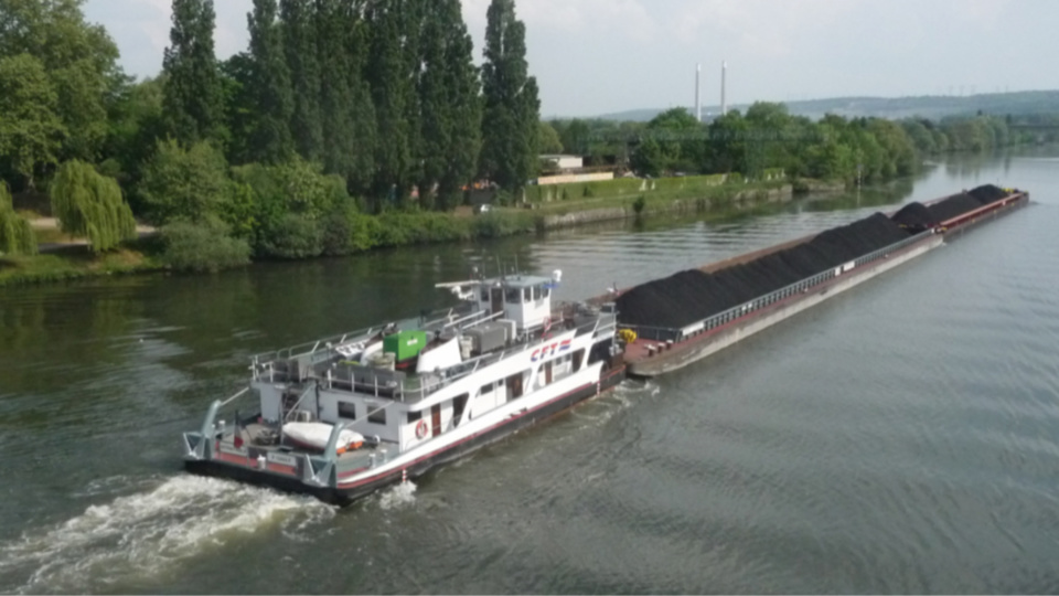 La barge dérivait à hauteur de Porte-Joie à l’arrivée des sapeurs-pompiers de l’Eure - Illustration @ Wikipedia