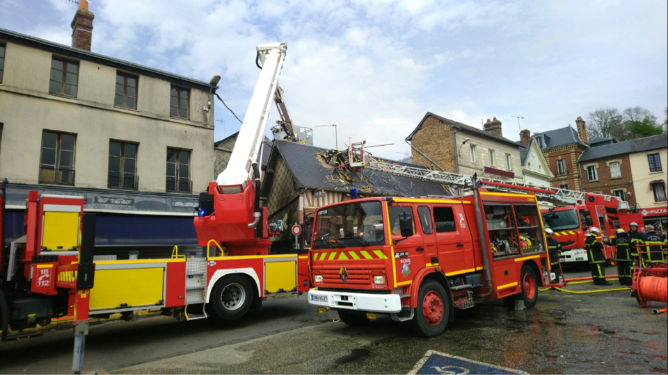 Plusieurs centres de secours de la région ont été engagés sur le sinistre