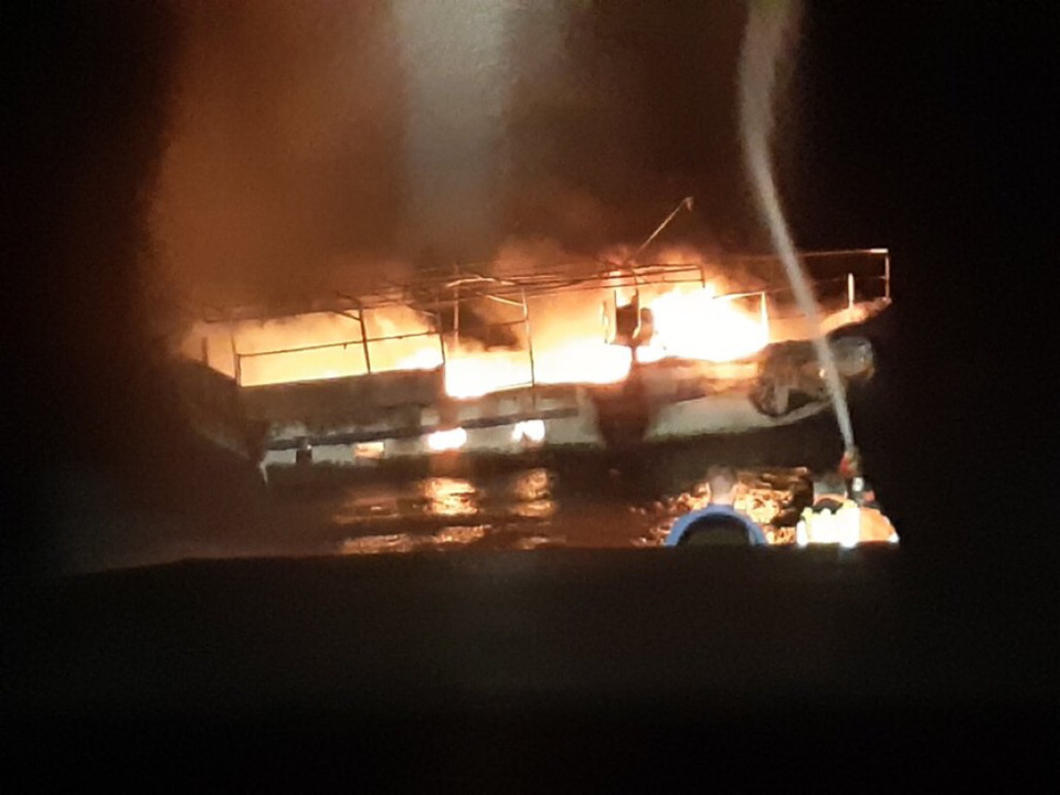 Victime d’un incendie à bord, le bateau a coulé - Photo @ Premar