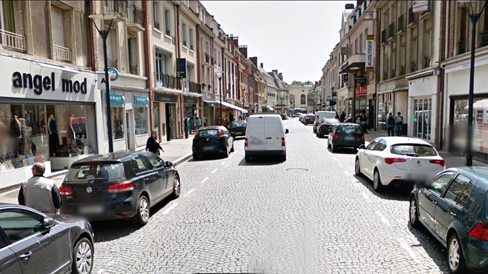 Le vol s’est déroulé dans une boutique de la rue Chartraine, lundi vers 14 heures - illustration