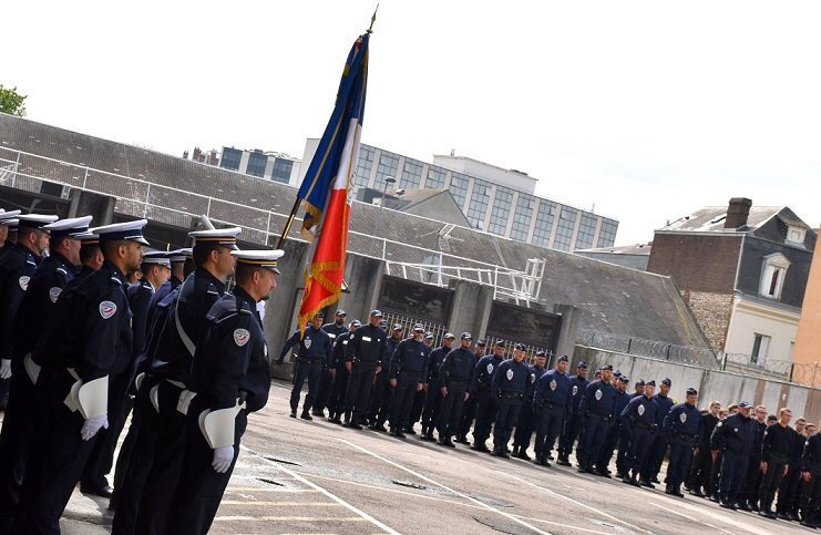 Seine-Maritime : hommage aux policiers morts en service et installation de commissaires 