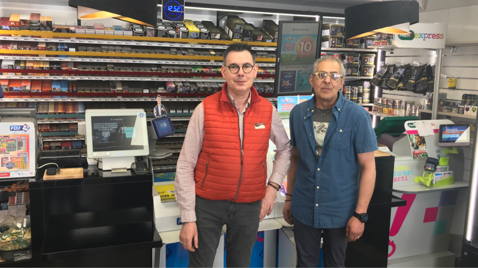 Jean-Luc et Thierry ont voulu que leur magasin redevienne une civette  - Photo © infonormandie
