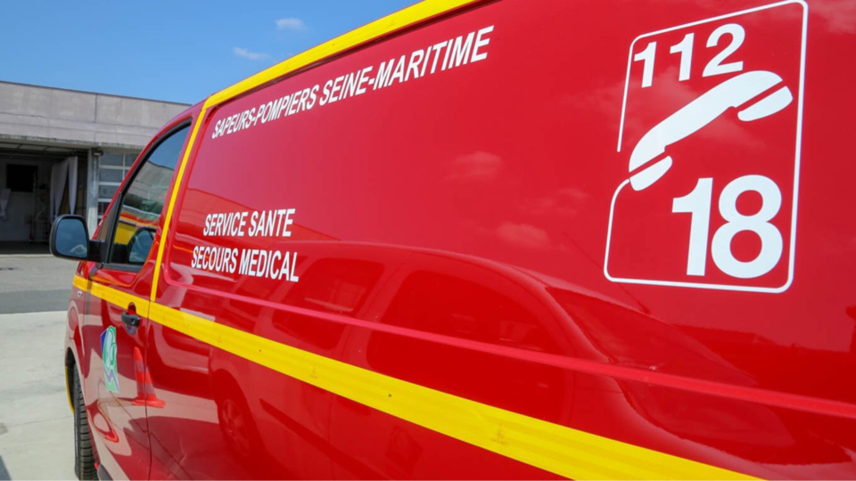 Le conducteur blessé a été conduit à l’hôpital - Illustration @Sdis76