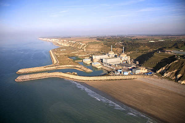 Les deux réacteurs sont désormais à l'arrêt : la centrale nucléaire de Penly ne produit plus d'électricité  - illustration © EDF