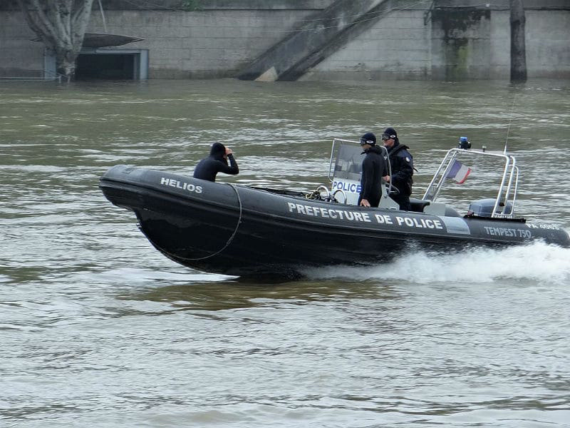 La brigade fluviale de Paris  - illustration @ Prefecture de police