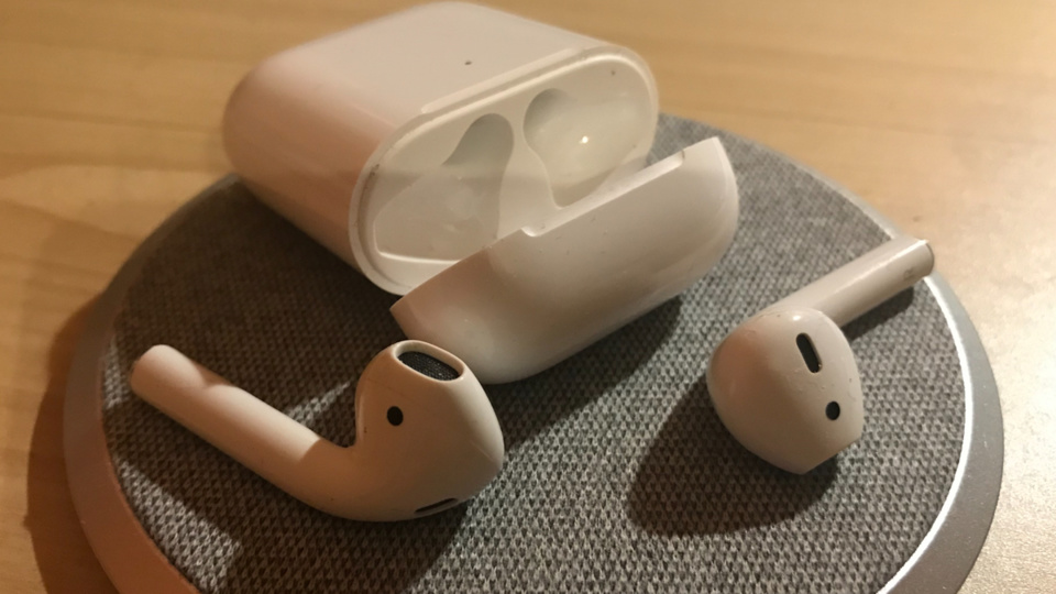 10 de ces écouteurs AirPods vendu 179€ pièce ont été dérobés - Photo © infonormandie