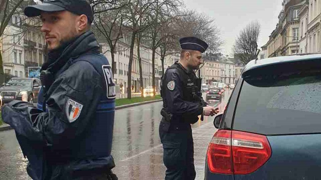Cet après-midi devant le collège Barbey d’Aurevilly - Photo @ DDSP76