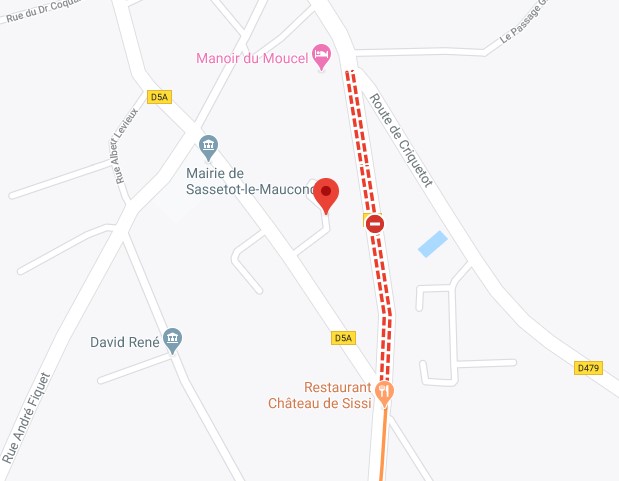 La route est interdite à la circulation dans les deux sens par arrêté municipal