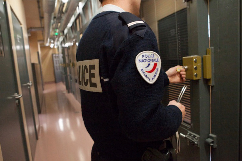 Rouen. « Vous puez la mort » dit-il aux policiers : il est conduit à l