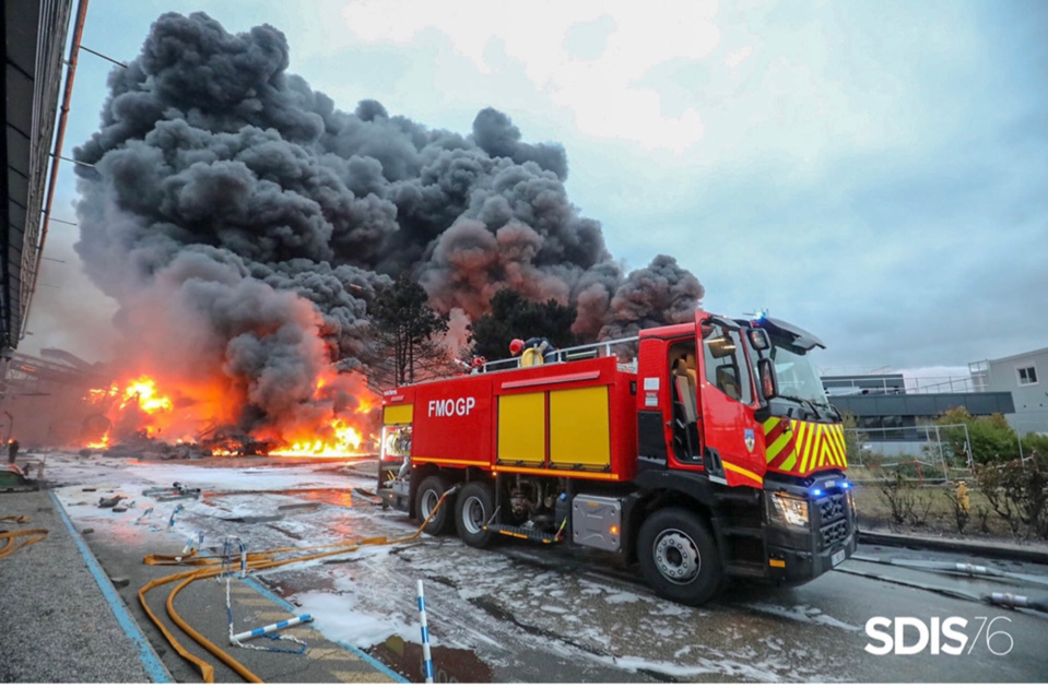 L’incendie de Lubrizol a été vécue comme une véritable catastrophe - illustration @ Sdis76