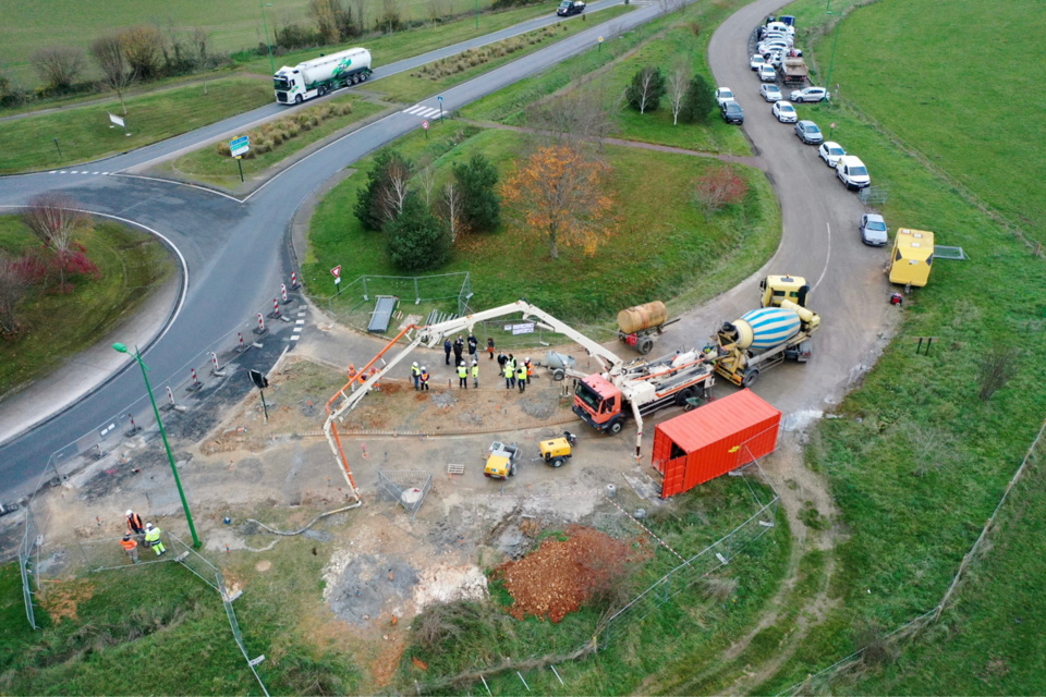 A cavité exceptionnelle, moyens exceptionnels : le chantier avance à grands pas et sera terminé fin décembre - Photo @ CD27