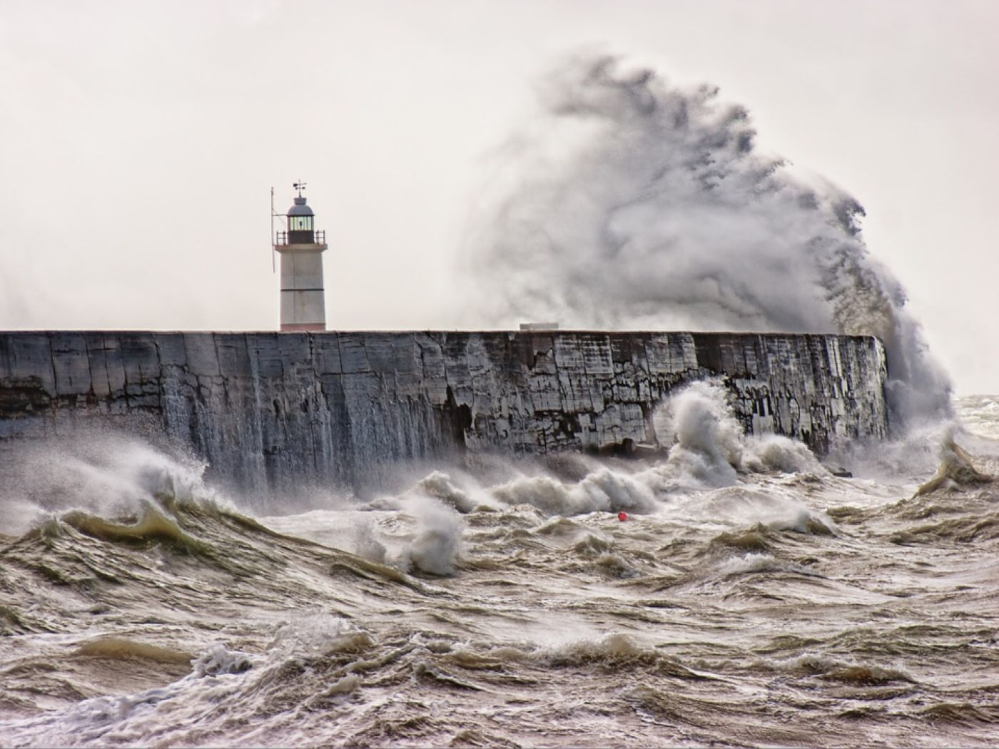 De fortes rafales de vent sont attendues sur le littoral - Illustration