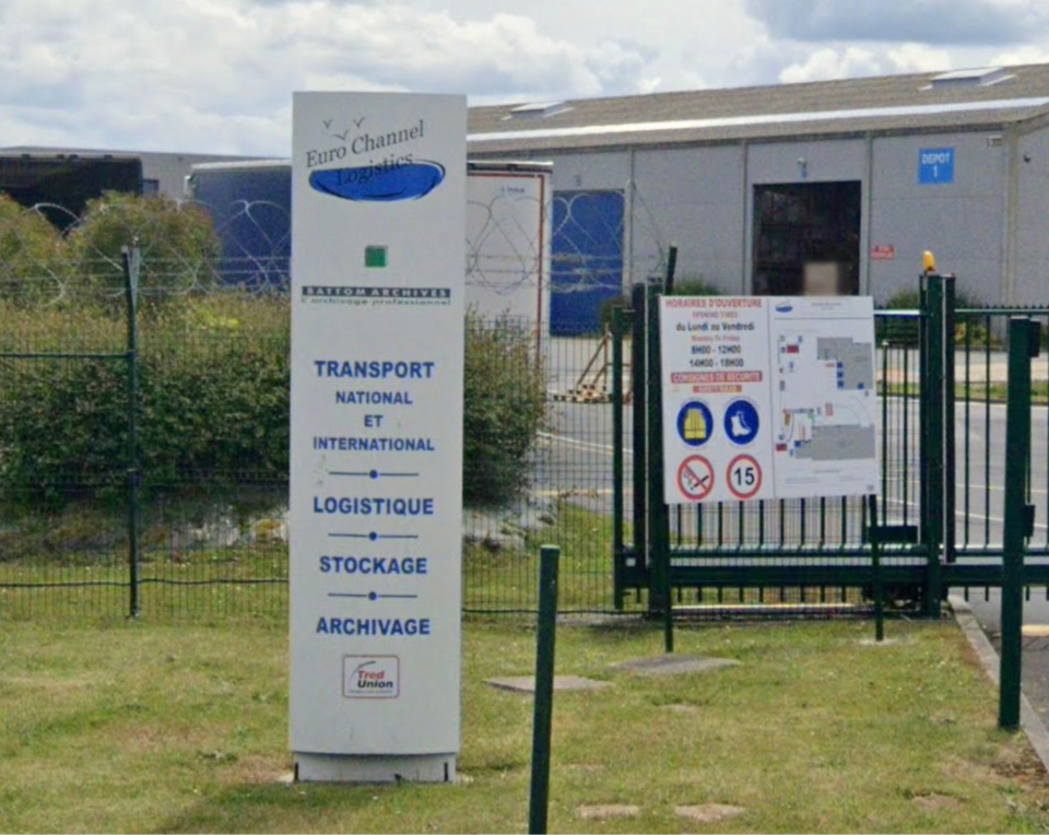 Le chauffeur routier a été découvert pendu à son camion sur le parking de Euro Channel Logistics - illustration