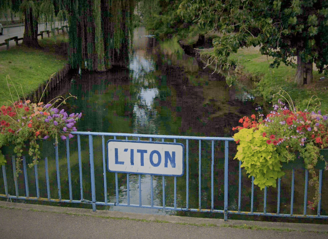 Le corps du vieil homme a été découvert par un passant dans la rivière - Illustration © Google Maps