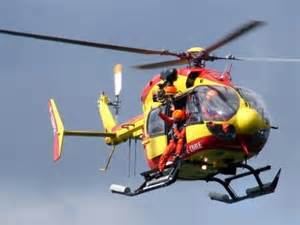 Dragon76, l'hélico de la Sécurité civile basé au Havre, est de toutes les missions de secours, aussi bien sur terre (routes) qu'en mer