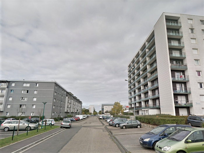 Les trois mis en cause, sans domicile fixe, on,t été interpellés dans un immeuble de la rue Auguste-Delaune, dans le qujartier de La Madeleine - Illustration © Google Maps