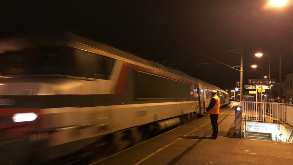 Trois trains étaient bloqués vers 19h30 entre Paris et Évreux - illustration @ infoNormandie