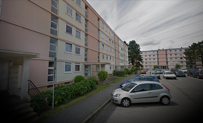Le médecin a été attaqué alors qu'il descendait de son véhicule pour se rendre au domicile de son patient dans un immeuble du parc de la Bresle - Illustration © Google Maps