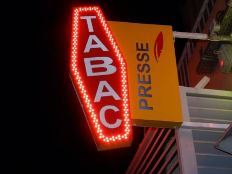 Les braqueurs ont gazé deux clients de La Civette avant de prendre la fuite (Photo d'illustration)