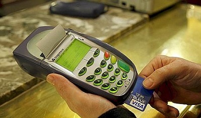 Deux faussaires à la carte bancaire placés en détention en attendant leur procès à Rouen