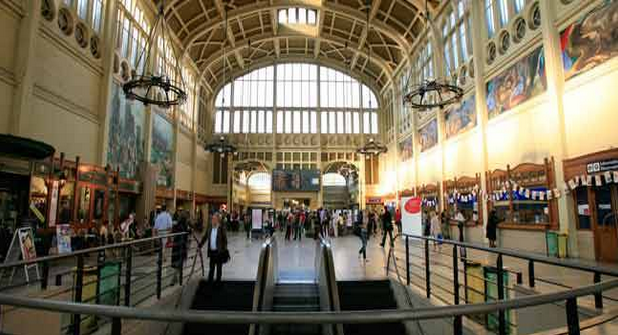 L'adolescent a été découvert errant en bermuda dans la gare de Rouen (Photo d'illustration)