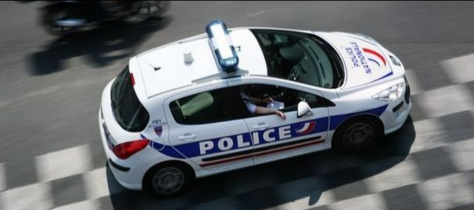 Le jeune conducteur (15 ans), lancé dans une course-poursuite, a pris des risques inconsidérés pour échapper à un contrôle de police (Photo d'illustration)