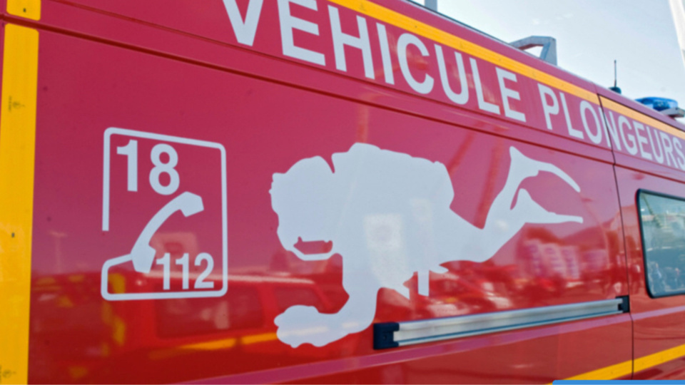 Des plongeurs du service départemental d'incendie et de secours sont intervenus ainsi qu'une équipe spécialisée en risque chimique - Illustration © infoNormandie