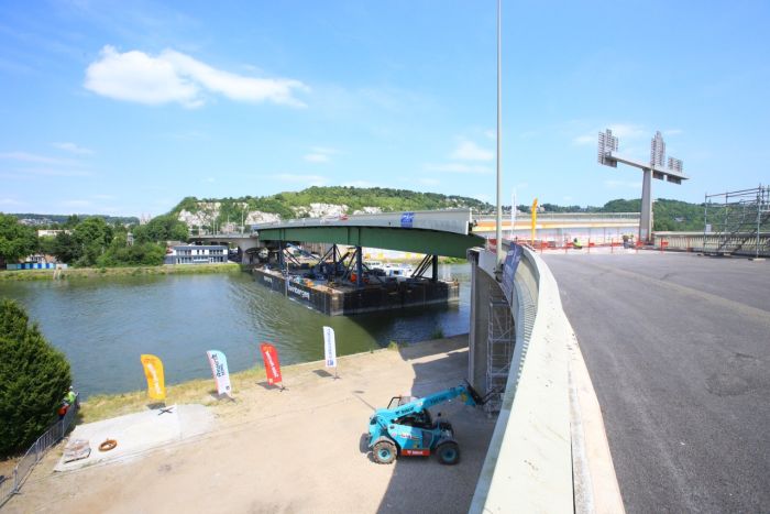 Le pont Mathilde est resté fermé près de 22 mois à la suite de l'incendie qui l'a endommagé. Sa remise en état a été réalisée dans les temps (Photo : seinemaritime.fr)