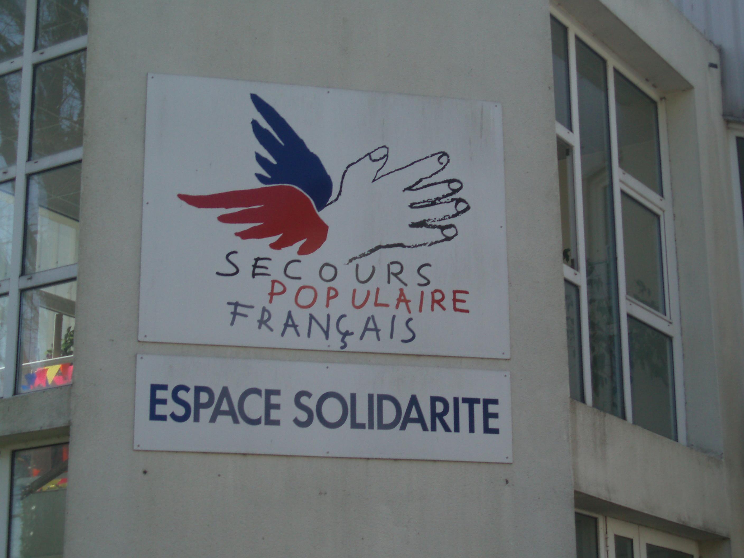 Deux vitres du local du Secours populaire, rue Luise Michel, ont été brisées dans la nuit (Photo d'illustration)