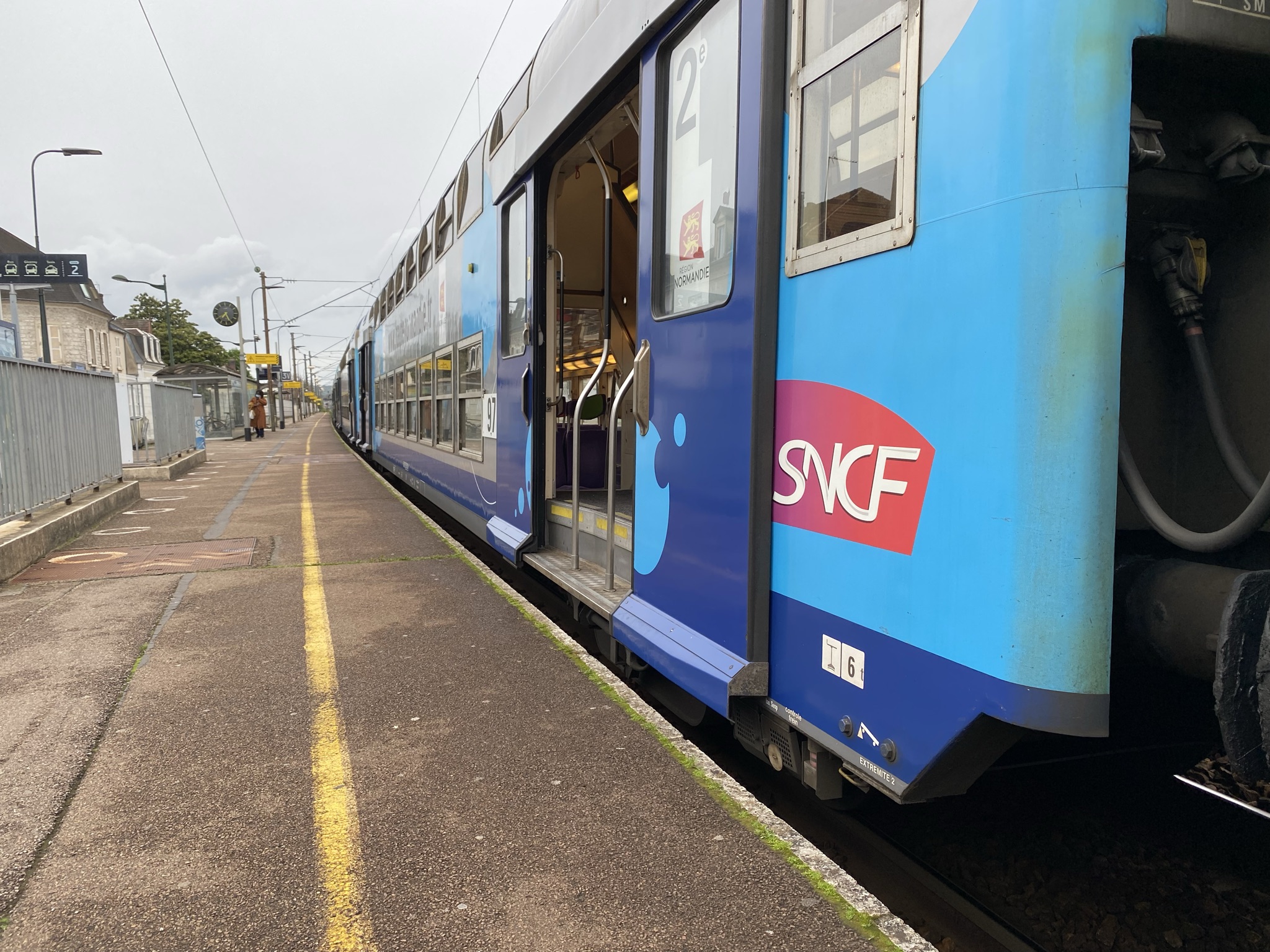 21% des trains du réseau Nomad circuleront en Normandie, assure la SNCF - Illustration © infoNormandie