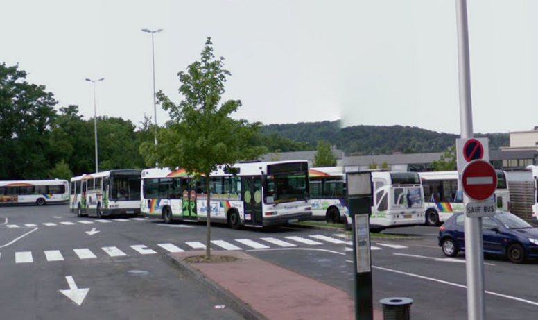 L'adolescent a été interpellé sur le parking de la gare routière par un vigile (Photo d'illustration @Google Maps)