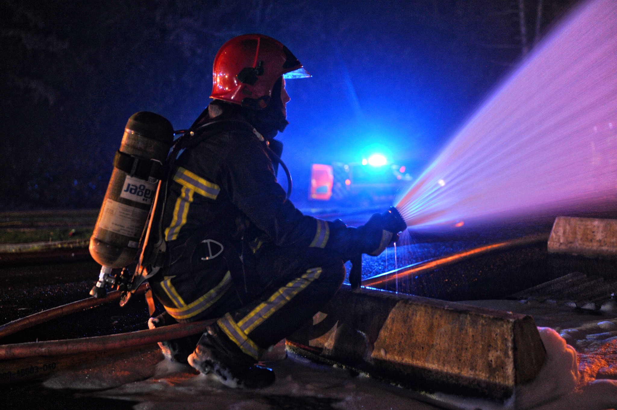 Un sapeur-pompier été blessé à la main gauche lors de l'intervention qui a nécessité de gros moyens compte tenu des risques de propagation (Photo d'illustration @SDIS78)