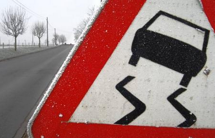 Verglas dans l'Eure : 21 blessés légers dans des accidents de la route