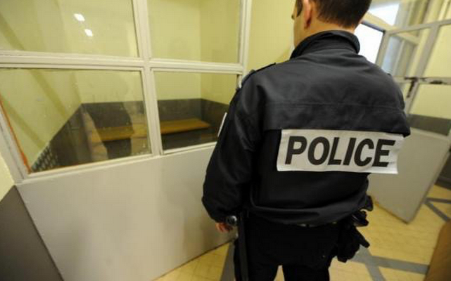 L'auteur de violences et menaces de mort sur les policiers a été placé en garde à vue (Photo d'illustration)