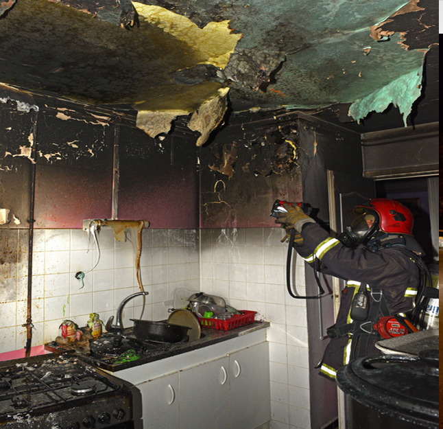 La cuisine a été très sérieusement endommagée par les flammes (Photo : @R.Djebiri / SDIS78)